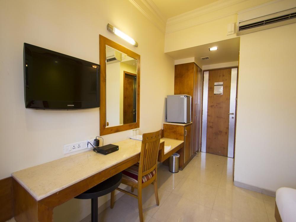 Oyo Rooms Indiranagar 100 Ft Road บังกาลอร์ ภายนอก รูปภาพ