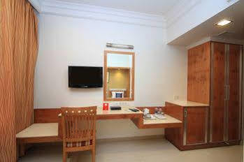 Oyo Rooms Indiranagar 100 Ft Road บังกาลอร์ ภายนอก รูปภาพ